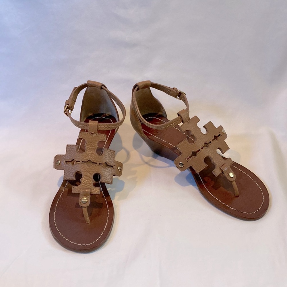 Tory Burch - Royal Tan 260 Chandler - size 8.5 tan